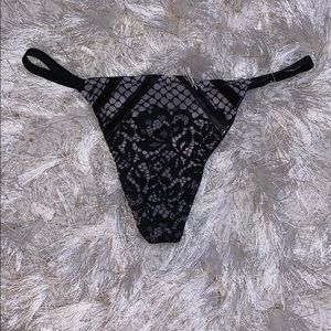 Victoria's Secret Intimates & Sleepwear - Nwt vs thong Victoria's Secret Intimates & Sleepwear - Nwt vs thong